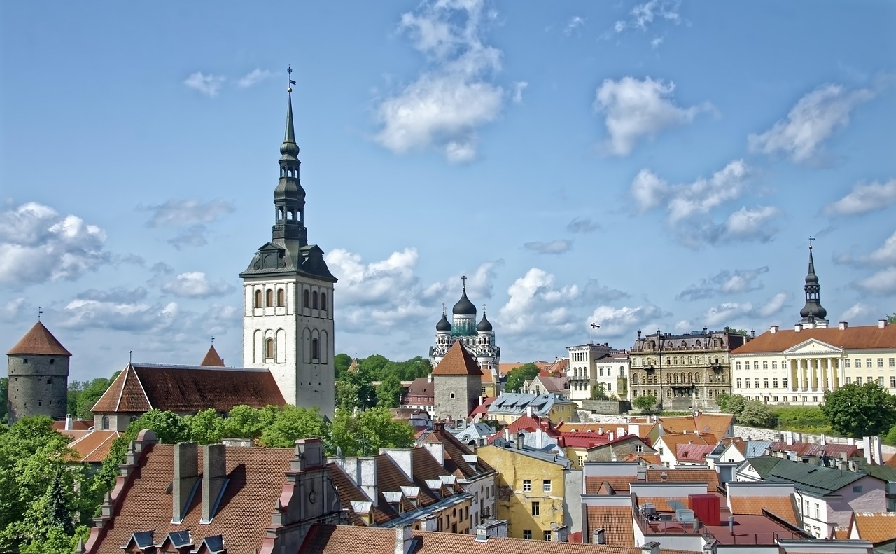 Estonia, el "país más limpio del mundo", se consolida como destino eco-turístico Centro histórico de Tallinn - Estonia